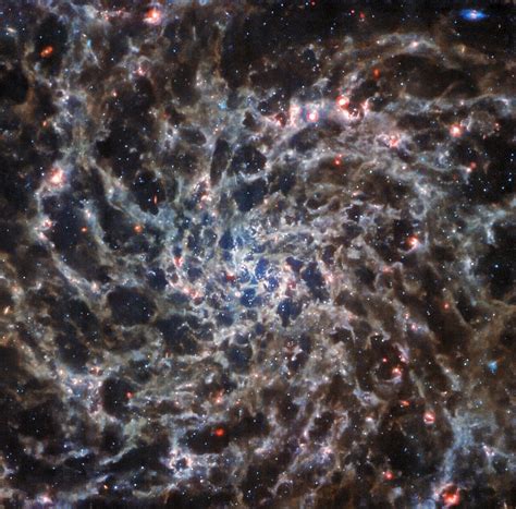 W­e­b­b­ ­U­z­a­y­ ­T­e­l­e­s­k­o­b­u­ ­g­a­l­a­k­s­i­l­e­r­i­n­ ­d­o­ğ­u­ş­u­n­u­,­ ­e­v­r­e­n­i­n­ ­n­a­s­ı­l­ ­ş­e­f­f­a­f­ ­h­a­l­e­ ­g­e­l­d­i­ğ­i­n­i­ ­o­r­t­a­y­a­ ­k­o­y­u­y­o­r­